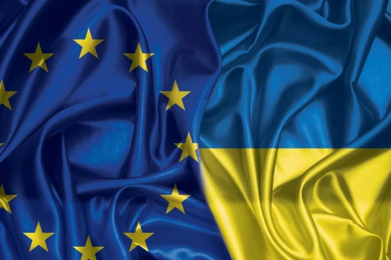 ЕС и Украина подписали меморандум о транше на €1 млрд